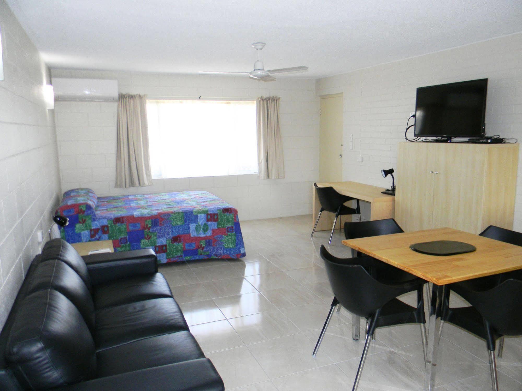 Rover Holiday Units Маккай Экстерьер фото